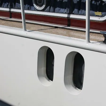 Bateau-hôtel Yacht Sequana *