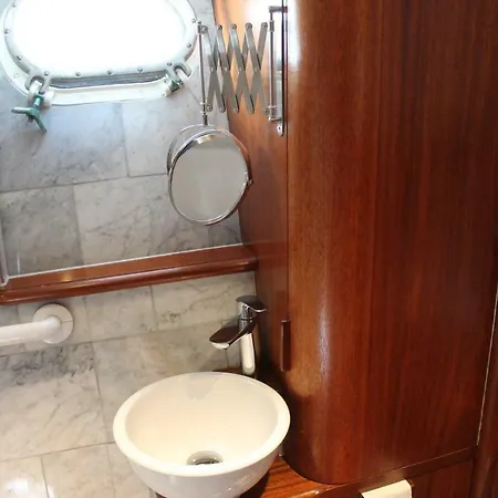 Yacht Sequana *