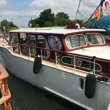 Bateau-hôtel Yacht Sequana Honfleur